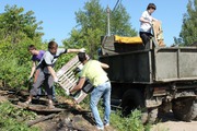 Вывоз строительного мусора в омске. Вывоз веток с дачи